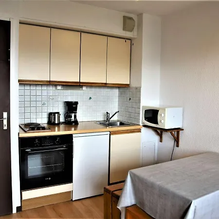 Apartman Fermee, 4 Couchages, Balcon Ensoleille, Au Pied Des Pistes - En Oisans - Fr-1-297-306 Auris