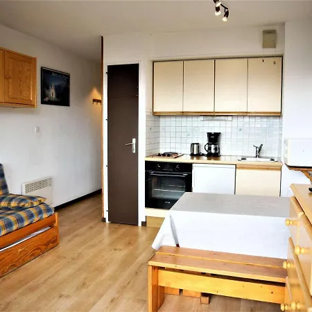 Apartman Fermee, 4 Couchages, Balcon Ensoleille, Au Pied Des Pistes - En Oisans - Fr-1-297-306