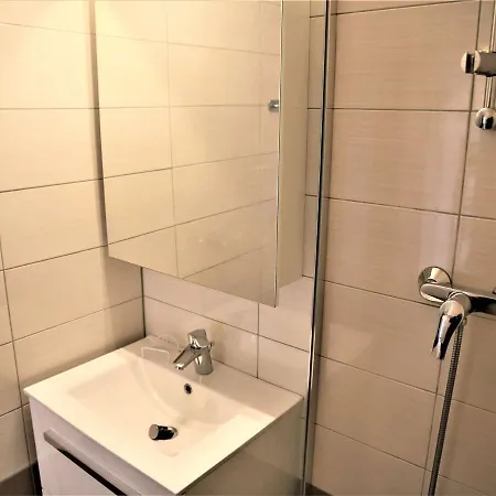Fermee, 4 Couchages, Balcon Ensoleille, Au Pied Des Pistes - En Oisans - Fr-1-297-306 Appartamento